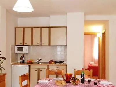 Otel Apartaments Comte D'Empuries Empuriabrava