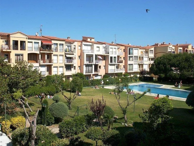 Apartaments Comte D'Empuries Empuriabrava İspanya