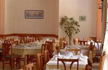 Apartaments Comte D'Empuries エンプリアブラバ