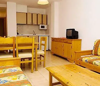 Apartaments Comte D'Empuries Empuriabrava İspanya