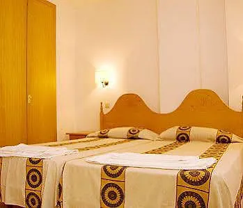 Apartaments Comte D'Empuries エンプリアブラバ