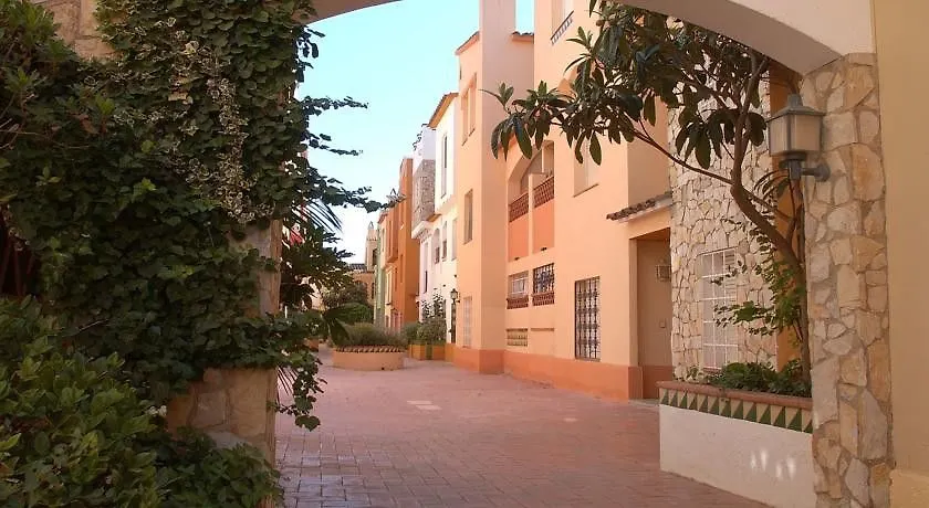 Apartaments Comte D'Empuries Empuriabrava Hotel